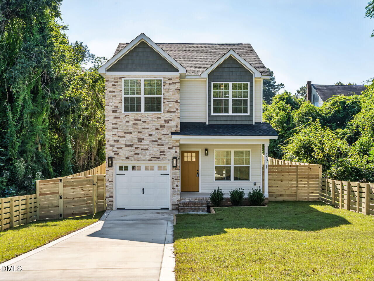 Property Photo:  391 S Stephens Street  NC 28387 