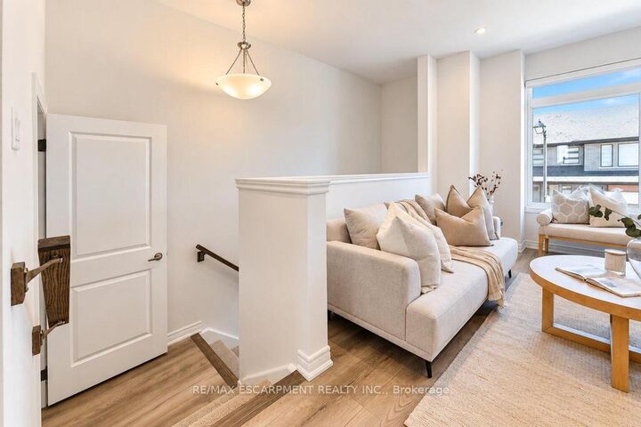 Property Photo:  120 Court Drive 29  ON N3L 0N2 