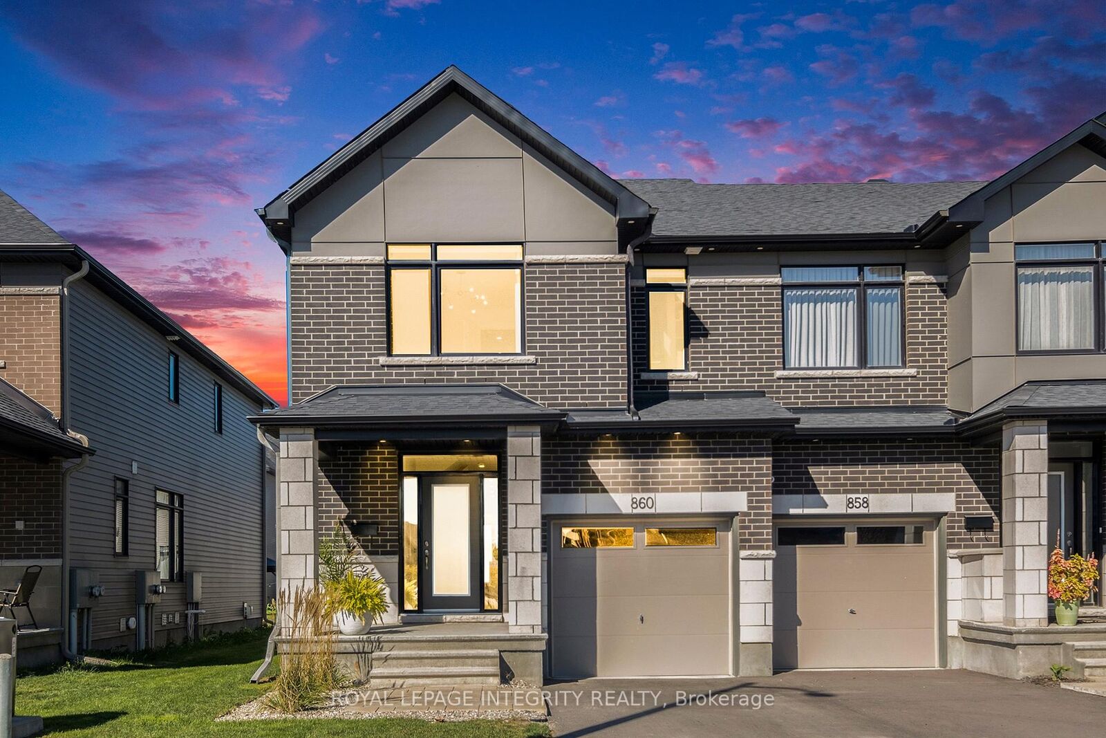 Property Photo:  860 Solarium Avenue  ON K4M 0H1 