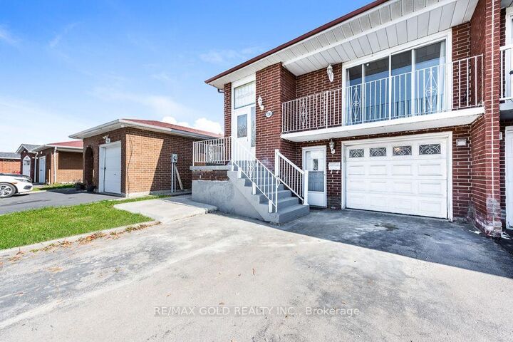 Property Photo:  7283 Sigsbee Drive  ON L4T 3L6 