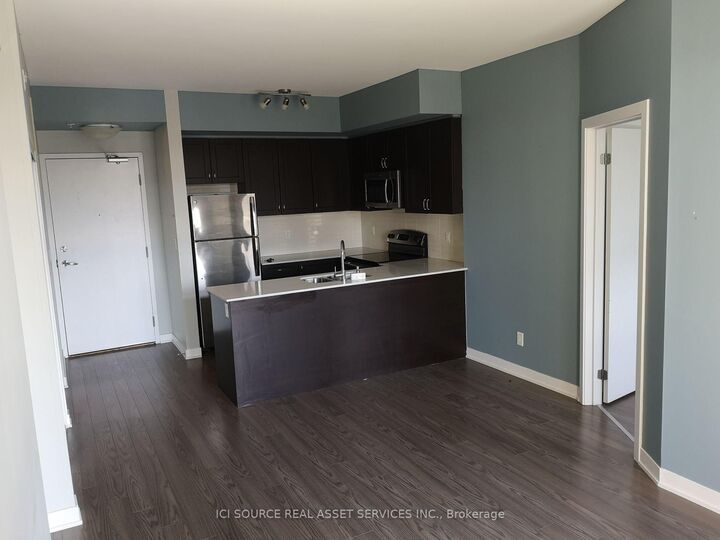 Property Photo:  3560 St. Clair Avenue E 423  ON M1K 0A9 