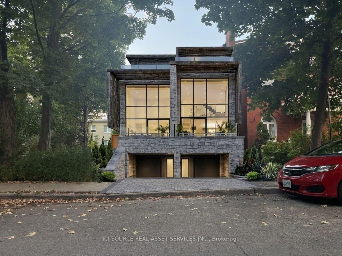 Property Photo:  323 Daly Avenue  ON K1N 6G6 