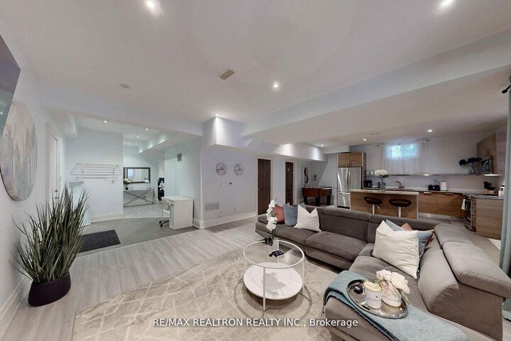 Property Photo:  44 Tefley Road Basement  ON M2M 1C7 