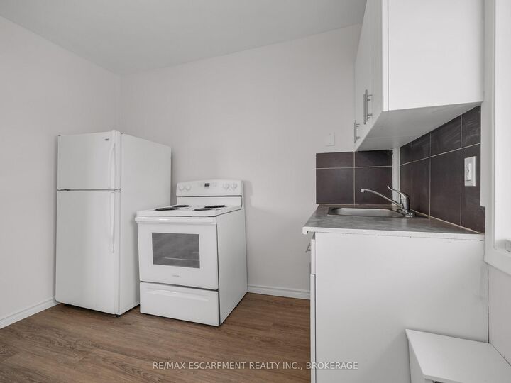 Photo de la propriété: 7 Maitland Street Upper ON L2V 3A4