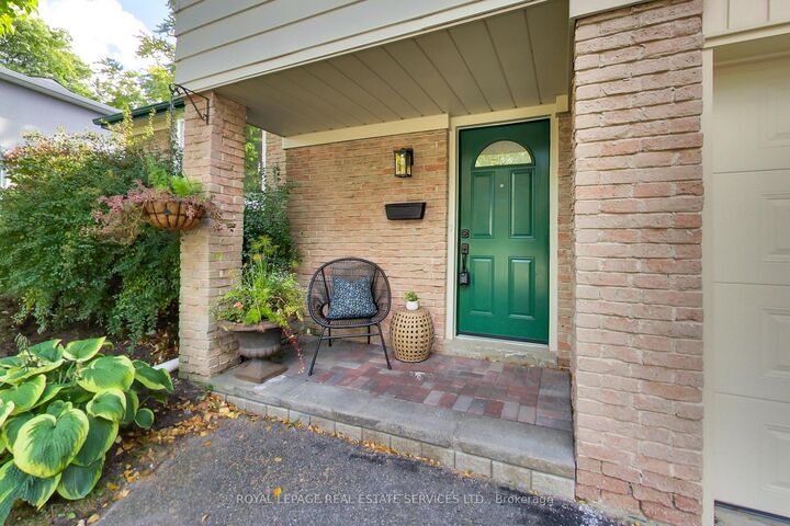 Property Photo:  151 Cliffwood Road  ON M2H 2E3 
