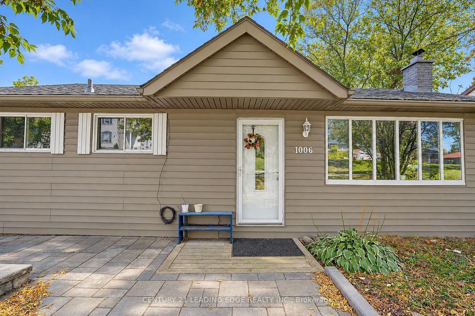 Property Photo:  1006 Elgin Street Main Flr  ON L3Y 3C1 