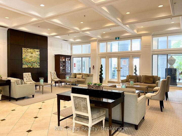 Property Photo:  33 Empress Avenue Ph308  ON M2N 6Y7 
