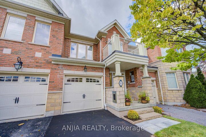 Property Photo: 6 Expedition Crescent ON L4A 0T1