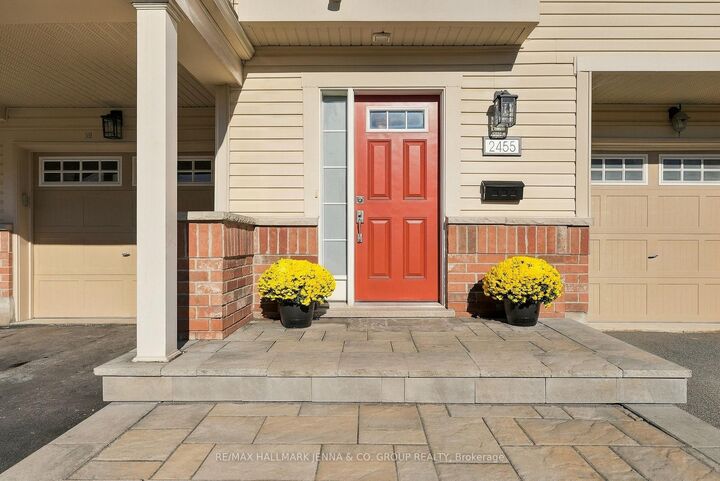 Property Photo:  2455 Nutgrove Avenue  ON K2J 0X5 