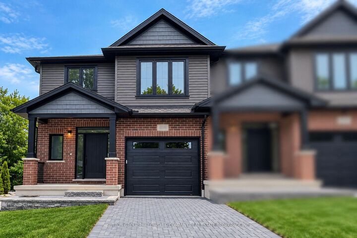 Property Photo:  414 Old Wonderland Road 1  ON N6K 3R2 