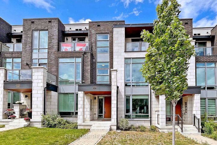 Property Photo:  107 Carrville Woods Circle  ON L6A 4Z6 