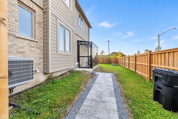 Property Photo: 485 Avens Street Lower ON N2V 0B4