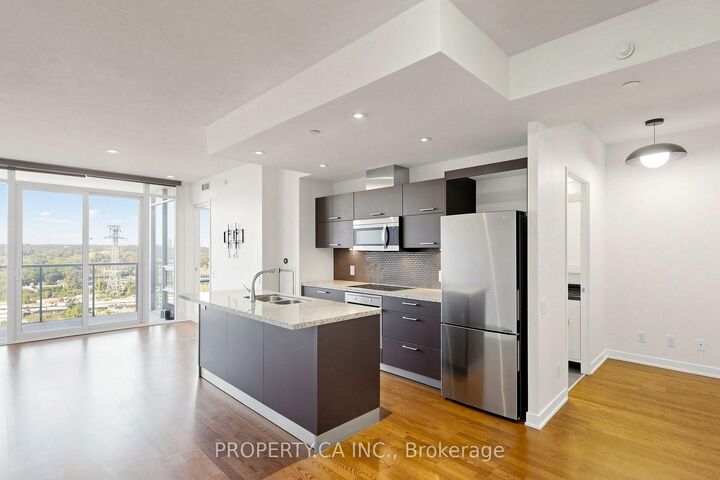 Property Photo:  88 Park Lawn Road 1712  ON M8Y 0B5 
