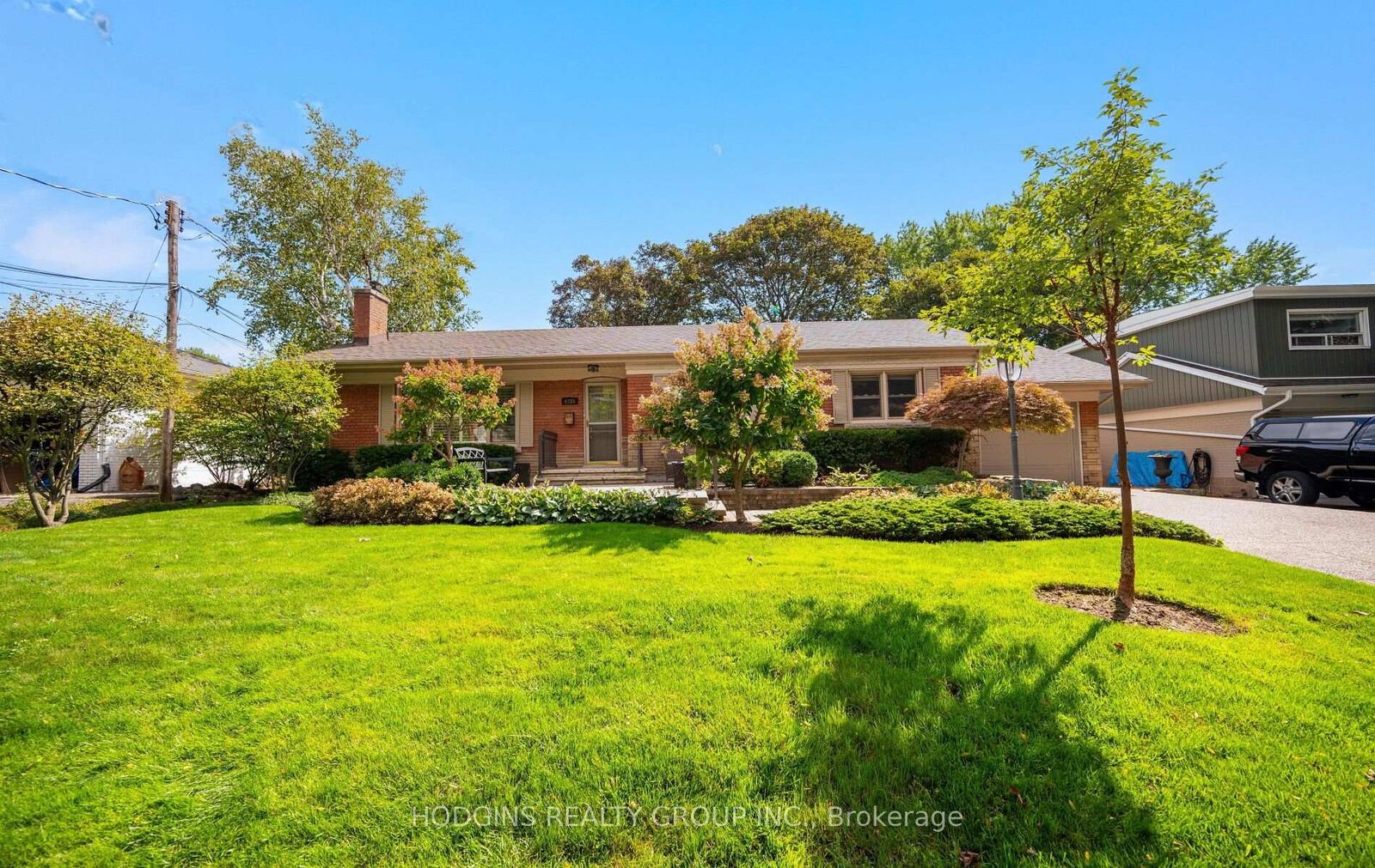 Property Photo:  4334 Spruce Avenue  ON L7L 1L5 