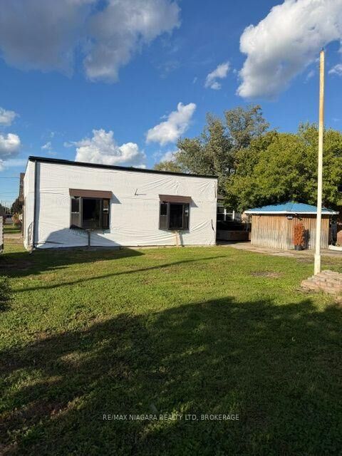 Property Photo:  60 Lincoln Street  ON L3C 5J2 