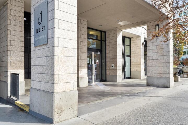 Property Photo:  760 Johnson St #206  BC V8W 0A4 