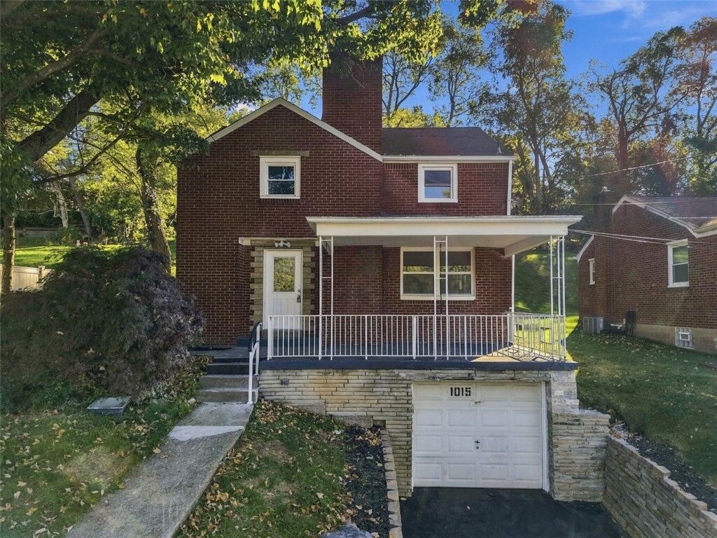 Property Photo:  1015 Glencoe  PA 15220 