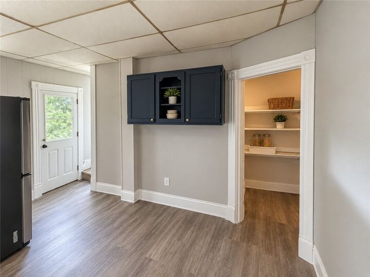 Property Photo:  744 Large Ave  PA 15025 