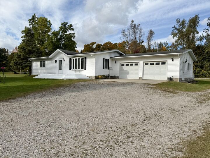 Property Photo: 710 Foote Road MI 49721