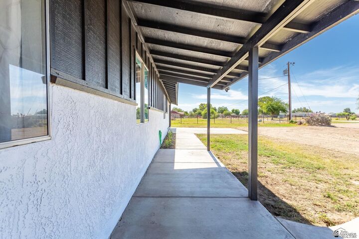 Property Photo:  12447 S Ave 5 E  AZ 85365-7723 