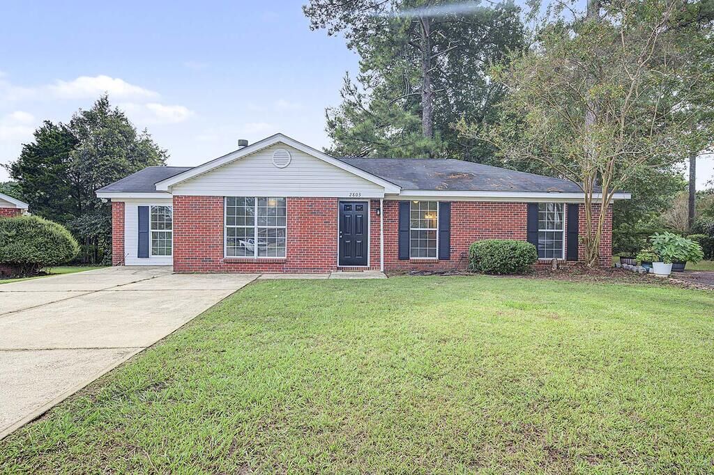 Property Photo:  2803 Stonewater Drive  GA 31721 