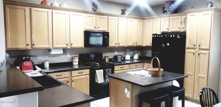 Property Photo: 7357 W Valencia Drive AZ 85339