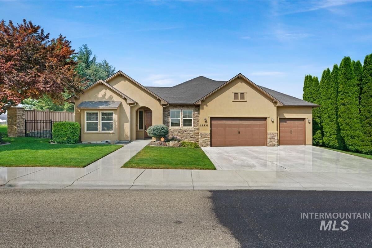 Property Photo: 15531 Sequoia Grove Way ID 83607
