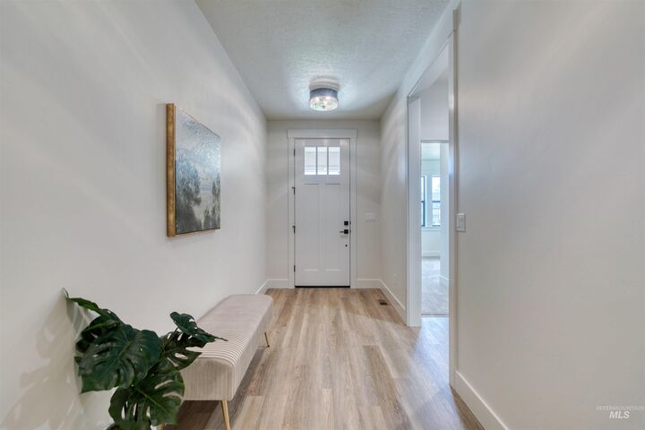 Property Photo:  856 N Nolina Ave  ID 83616 