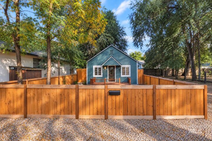 Property Photo:  1718 N 26th Street  ID 83702 