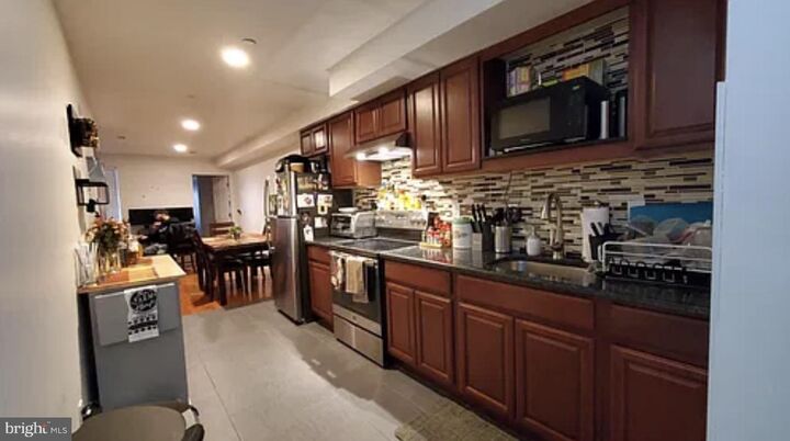 Property Photo:  612 N 11th Street  PA 19123 