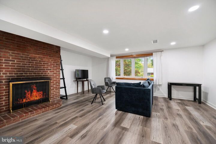 Property Photo:  8504 Farrell Drive 2  MD 20815 