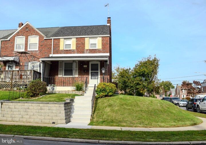 Property Photo:  680 Clymer Lane  PA 19078 
