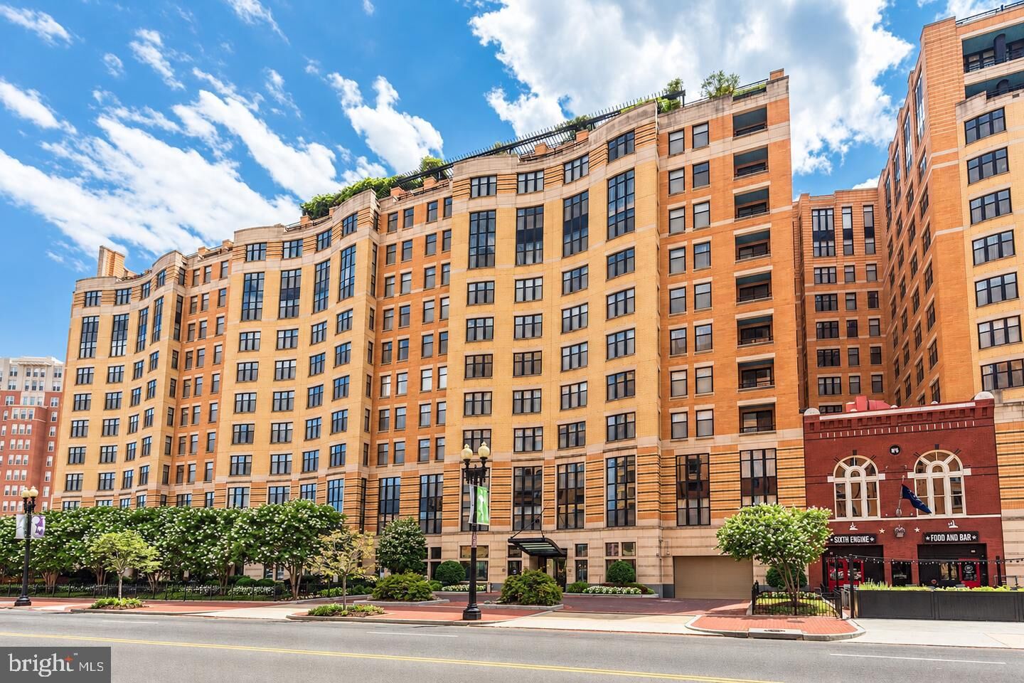 Property Photo:  400 Massachusetts Avenue NW 1012  DC 20001 
