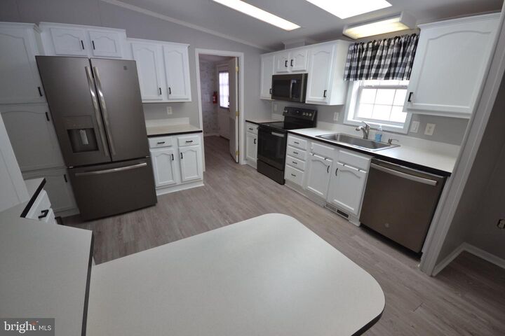 Property Photo:  3501 S Lincoln Avenue 32  NJ 08361 