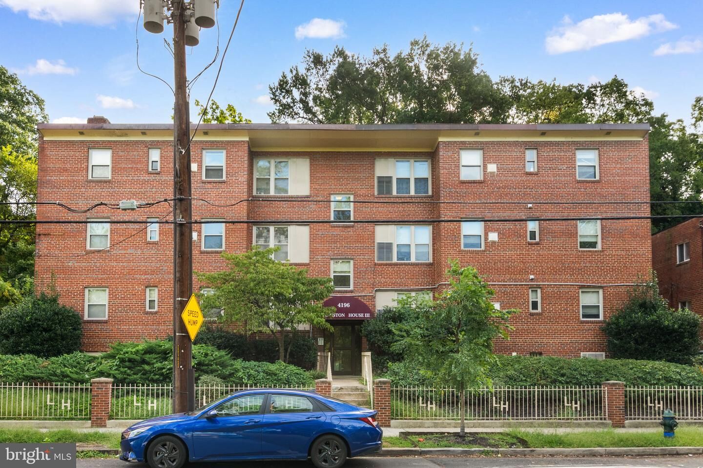 Property Photo: 4196 Livingston Road SE DC 20032
