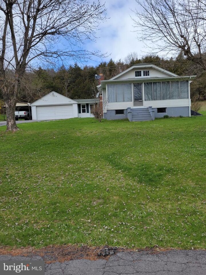 Property Photo: 19712 Northwestern Pike WV 26761