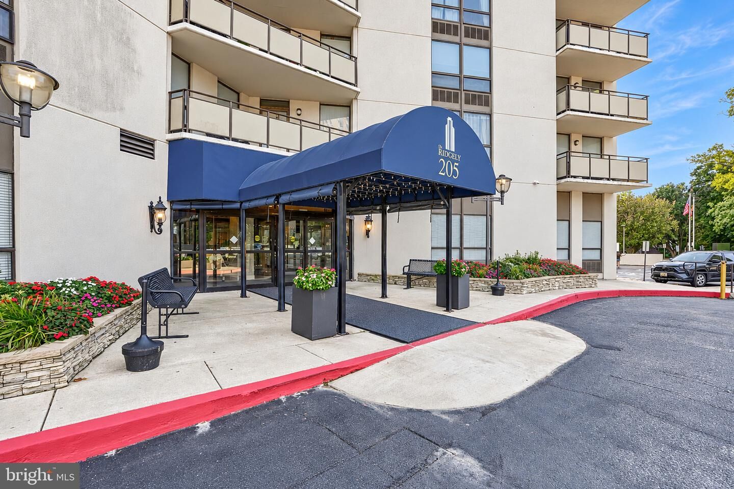 Property Photo: 205 E Joppa Road E 2506 MD 21286