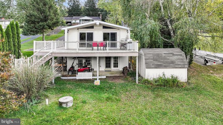 Property Photo: 452 Wynonah Drive PA 17922