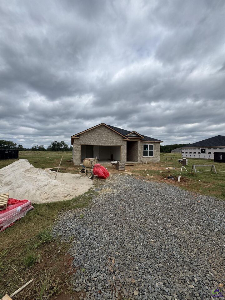 Property Photo: 219 Farmland Circle GA 31069