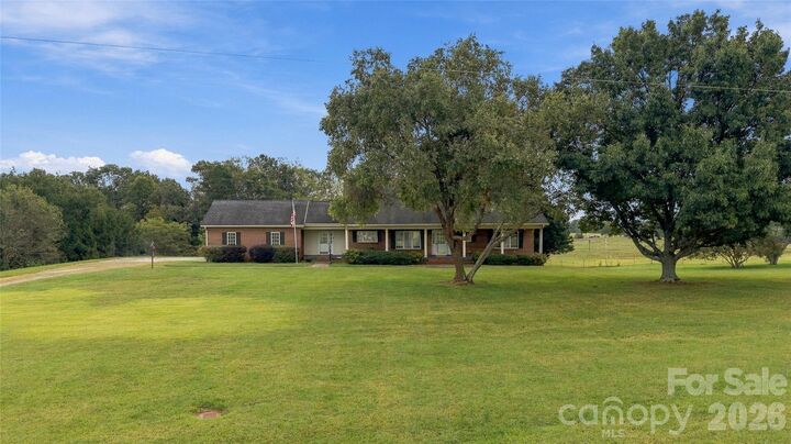 Property Photo:  4020 Harris Creek Road  NC 28090 