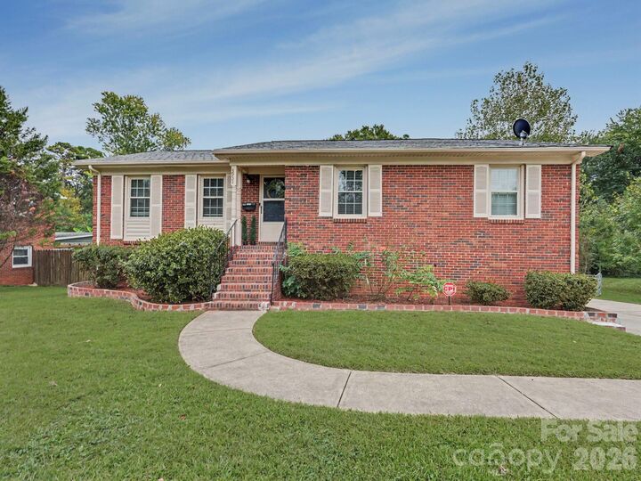 Property Photo:  3931 Irvington Drive  NC 28205 
