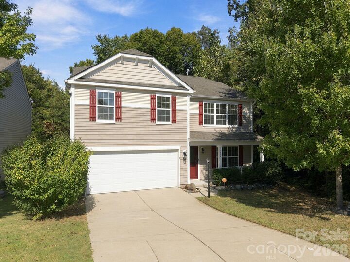 Property Photo: 11604 Ragan Elizabeth Court NC 28278