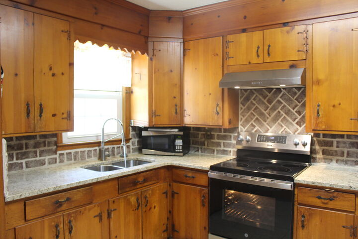 Property Photo:  706 Benson Street  SC 29556 