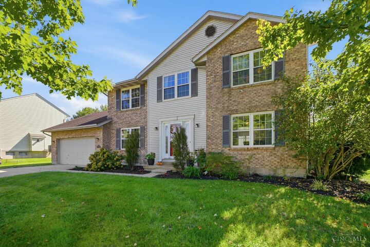 Property Photo:  5015 Grandin Ridge Drive  OH 45011 
