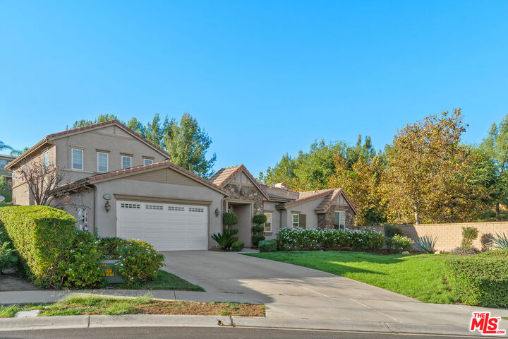 Property Photo: 22359 Foxhall Dr CA 92883