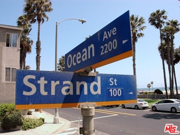 Property Photo:  121 Strand St, Unit 13  CA 90405 