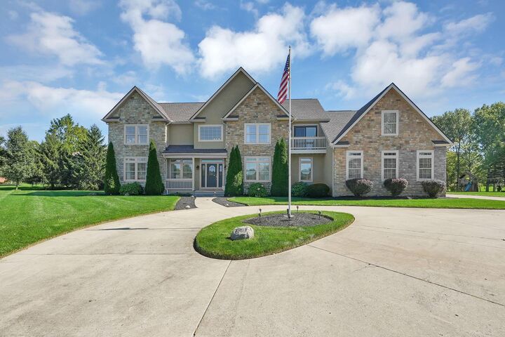 Property Photo:  7703 Havens W Court  OH 43004 