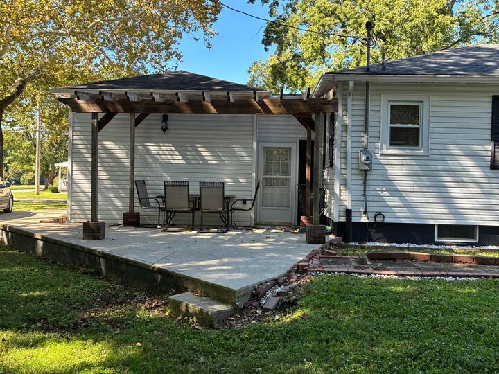 Property Photo:  610 Sheridan Drive  OH 43130 