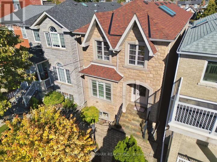 Property Photo:  357 Bartlett Avenue North  ON M6H 3G8 
