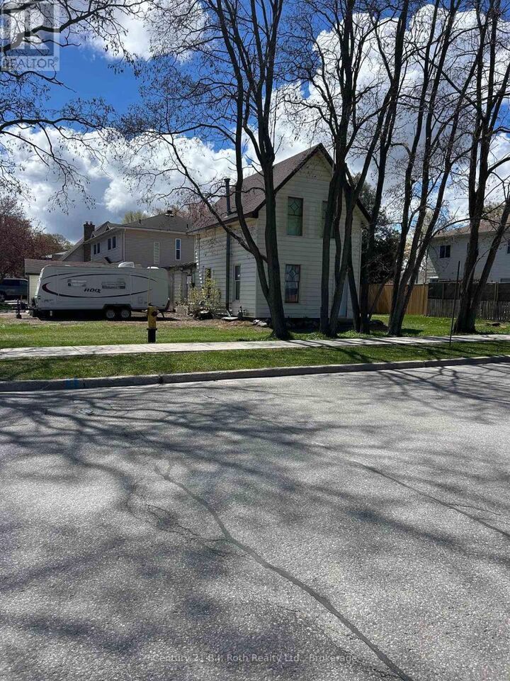 Property Photo:  469 Robert Street  ON L4R 2M4 